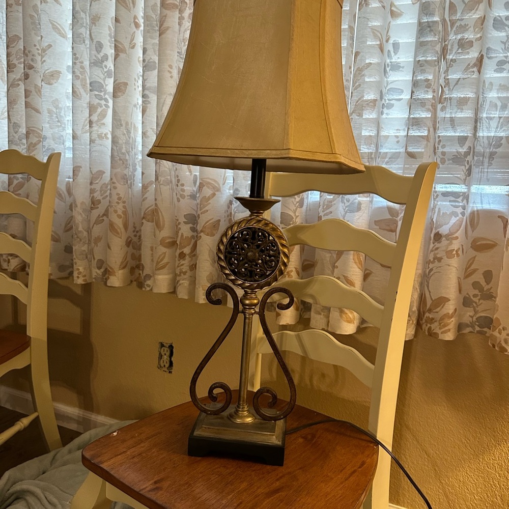 Elegant Cream and Gold Table Lamp
